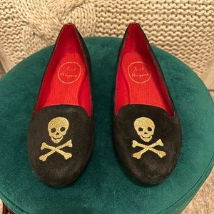 Jack Rogers Black Skull Flats